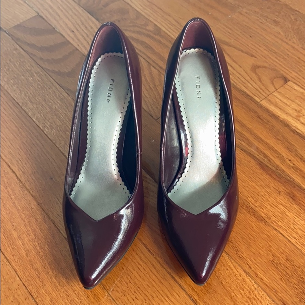 Maroon Fioni heels